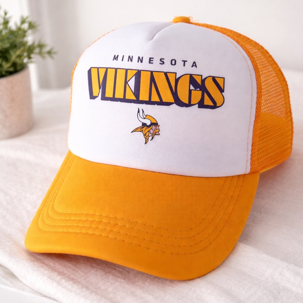 Minnesota Vikings Youth Trucker Hat White Gold Adjustable Snapback